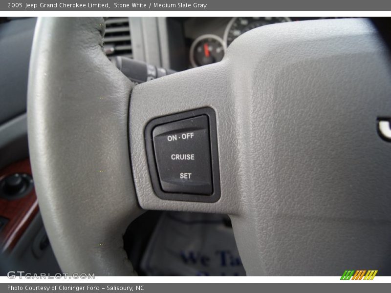 Controls of 2005 Grand Cherokee Limited