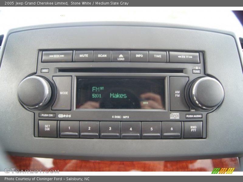 Audio System of 2005 Grand Cherokee Limited