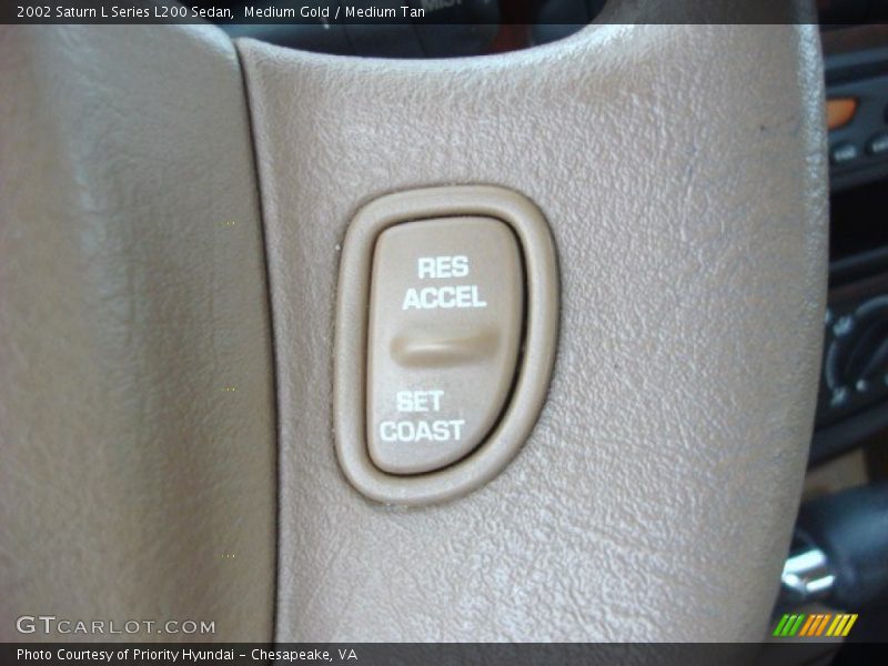 Medium Gold / Medium Tan 2002 Saturn L Series L200 Sedan