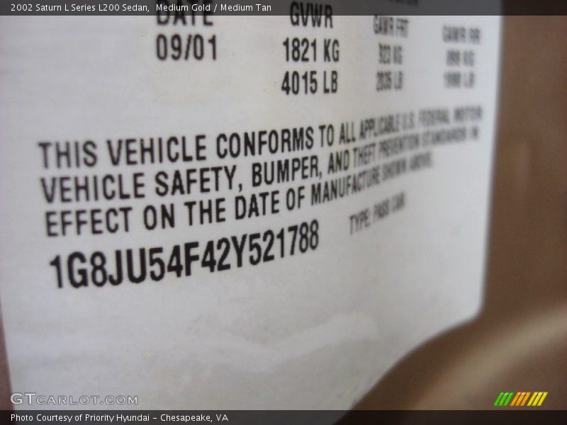 Medium Gold / Medium Tan 2002 Saturn L Series L200 Sedan