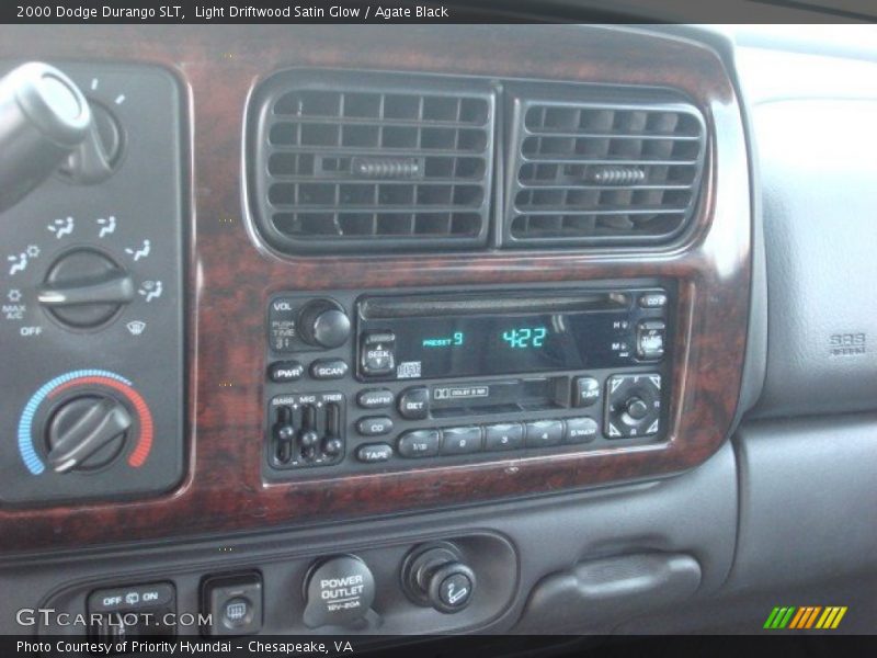 Light Driftwood Satin Glow / Agate Black 2000 Dodge Durango SLT