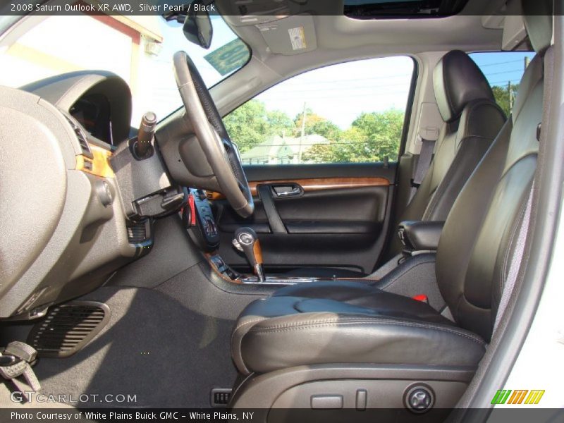 Silver Pearl / Black 2008 Saturn Outlook XR AWD