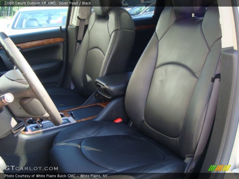 Silver Pearl / Black 2008 Saturn Outlook XR AWD