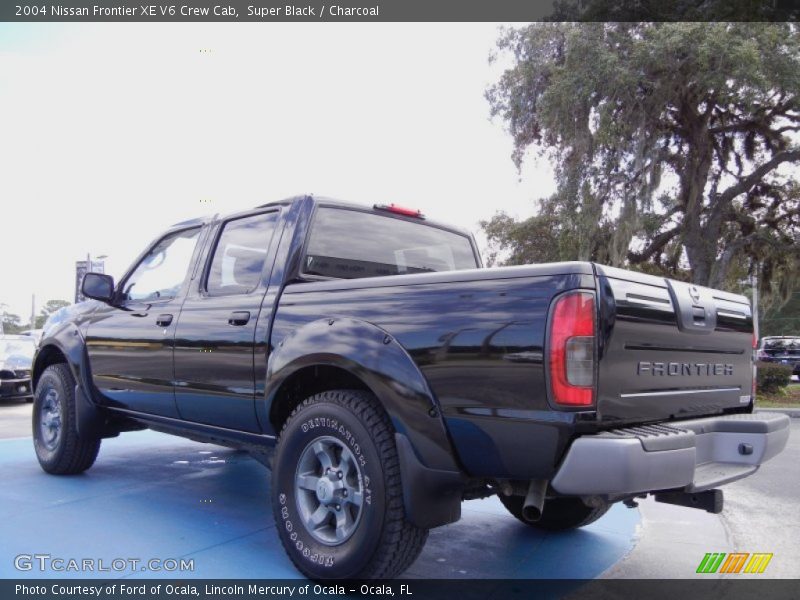 Super Black / Charcoal 2004 Nissan Frontier XE V6 Crew Cab