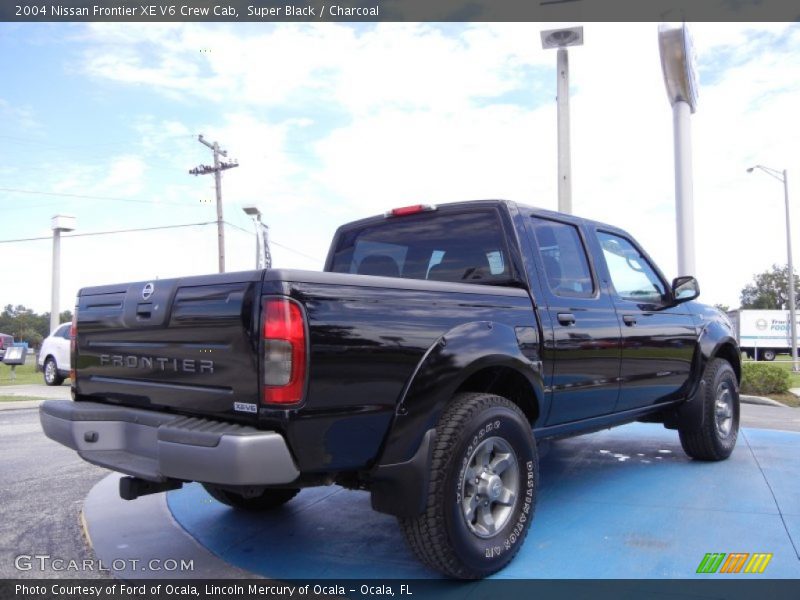 Super Black / Charcoal 2004 Nissan Frontier XE V6 Crew Cab