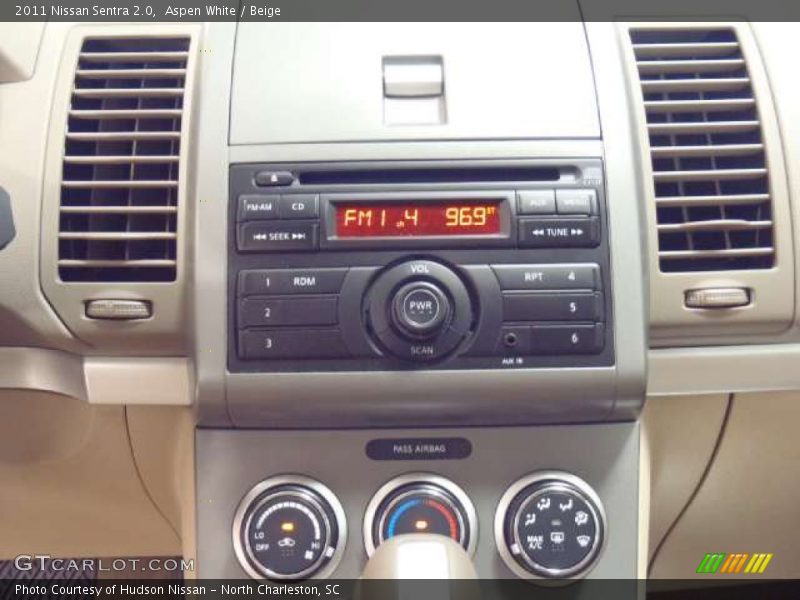 Aspen White / Beige 2011 Nissan Sentra 2.0