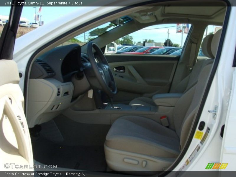 Super White / Bisque 2011 Toyota Camry LE