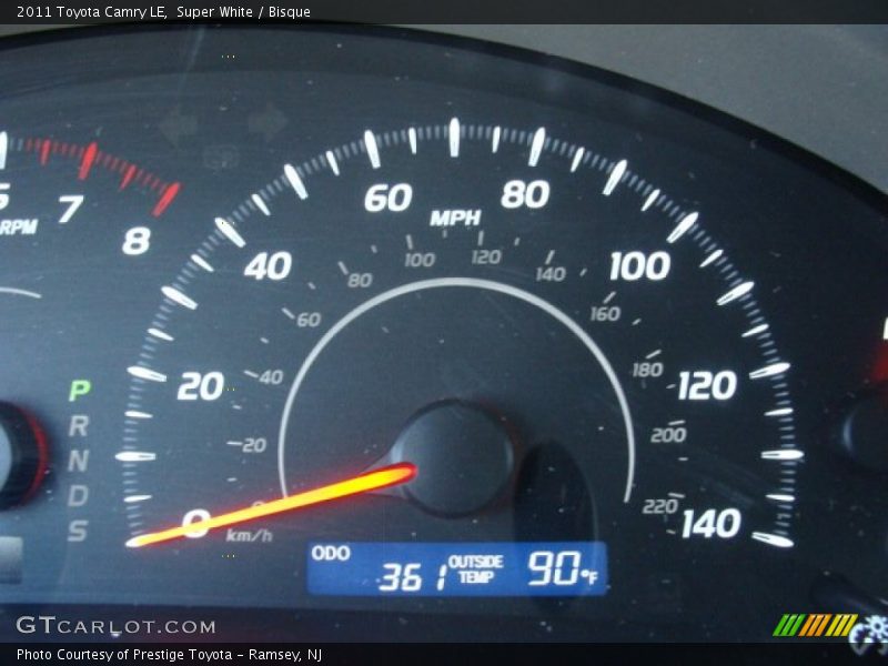Super White / Bisque 2011 Toyota Camry LE