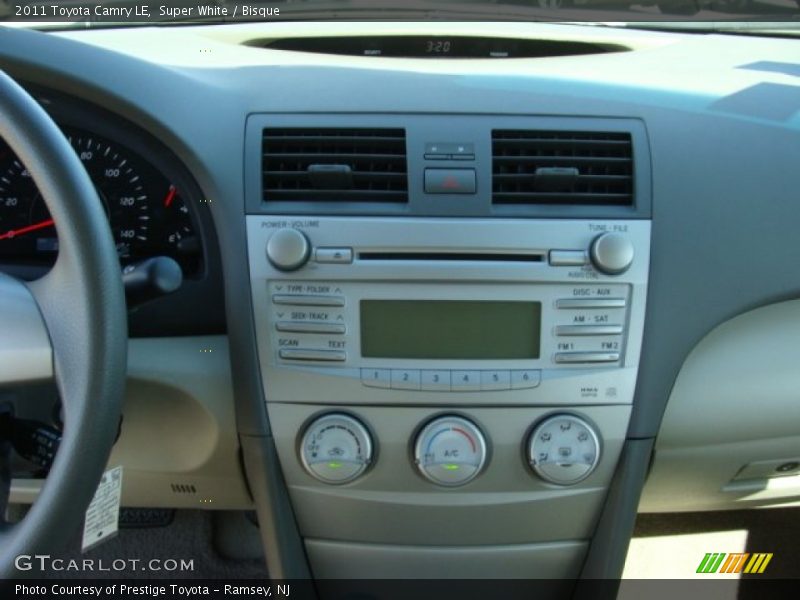 Super White / Bisque 2011 Toyota Camry LE