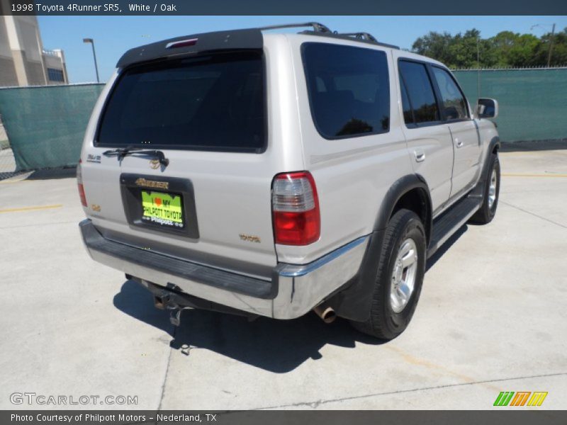 White / Oak 1998 Toyota 4Runner SR5