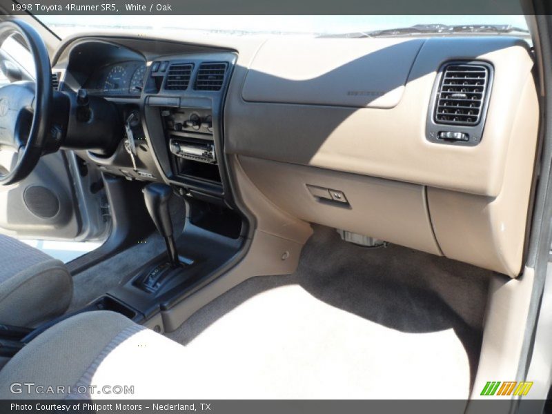 White / Oak 1998 Toyota 4Runner SR5