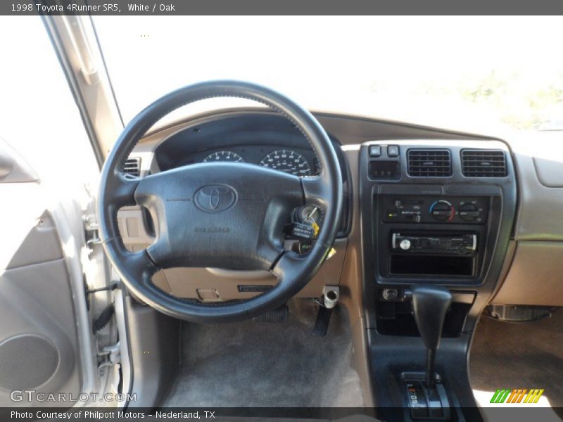 White / Oak 1998 Toyota 4Runner SR5