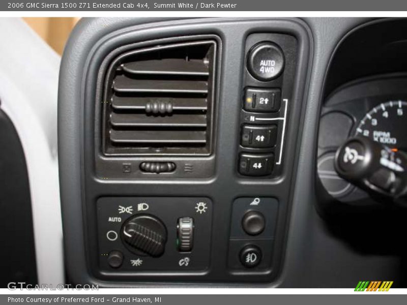 Summit White / Dark Pewter 2006 GMC Sierra 1500 Z71 Extended Cab 4x4