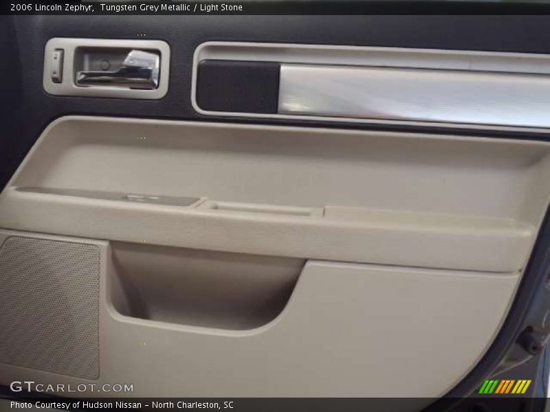 Tungsten Grey Metallic / Light Stone 2006 Lincoln Zephyr