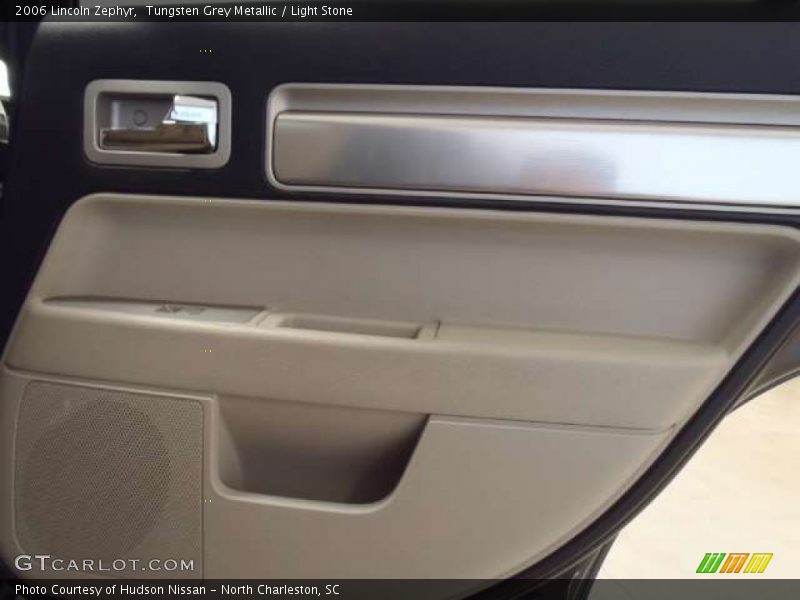 Tungsten Grey Metallic / Light Stone 2006 Lincoln Zephyr