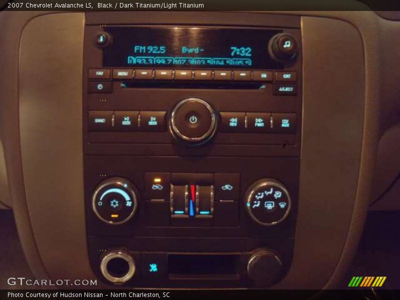 Controls of 2007 Avalanche LS
