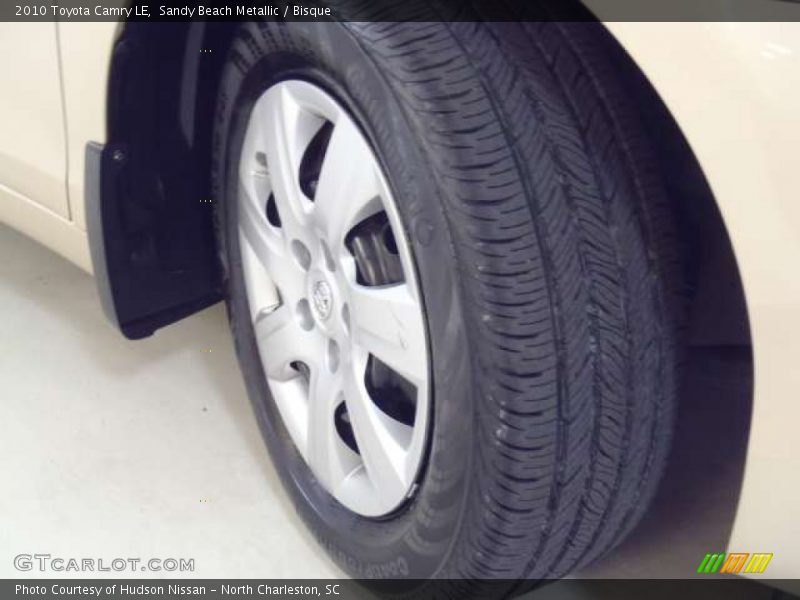 Sandy Beach Metallic / Bisque 2010 Toyota Camry LE