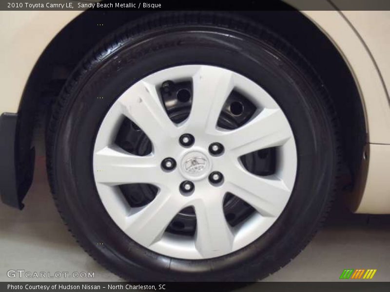 Sandy Beach Metallic / Bisque 2010 Toyota Camry LE