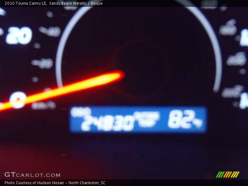 Sandy Beach Metallic / Bisque 2010 Toyota Camry LE