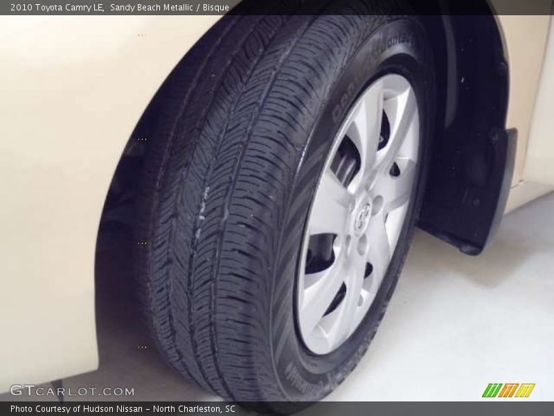 Sandy Beach Metallic / Bisque 2010 Toyota Camry LE