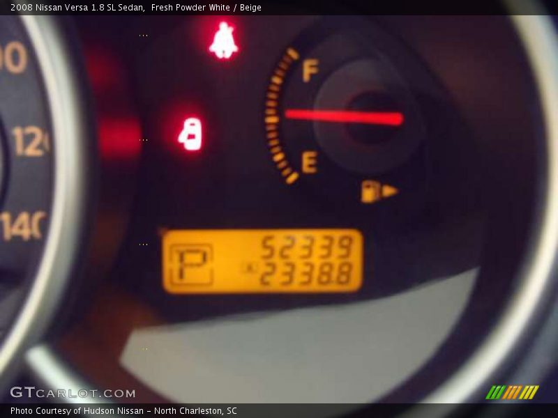 Fresh Powder White / Beige 2008 Nissan Versa 1.8 SL Sedan