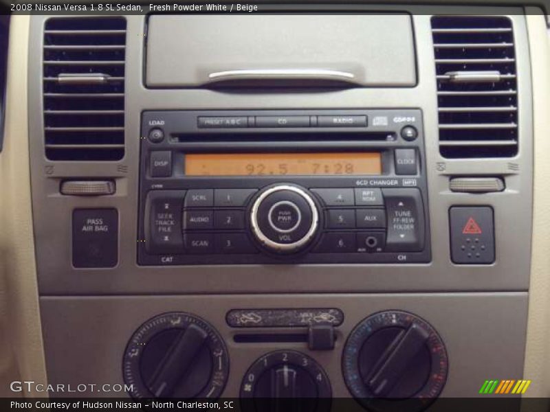 Fresh Powder White / Beige 2008 Nissan Versa 1.8 SL Sedan