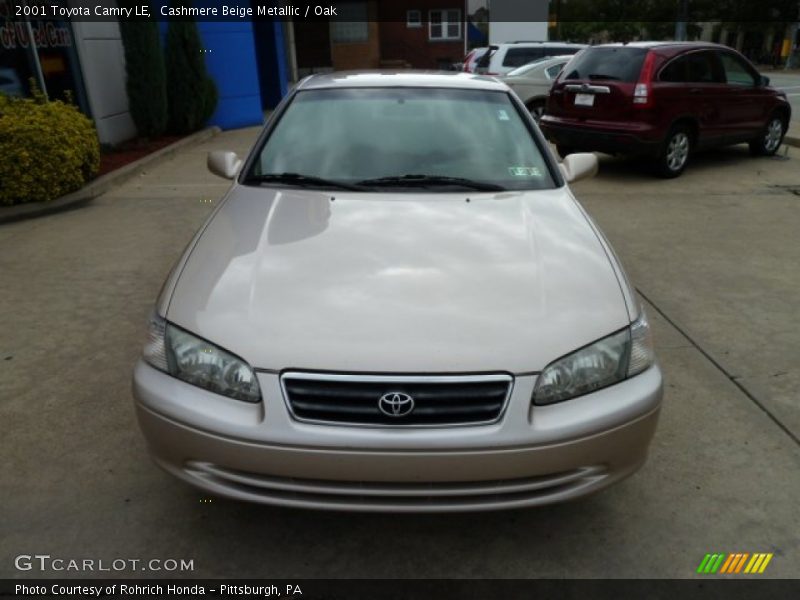 Cashmere Beige Metallic / Oak 2001 Toyota Camry LE