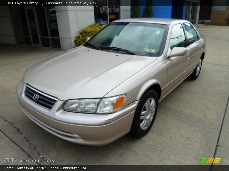 Cashmere Beige Metallic / Oak 2001 Toyota Camry LE