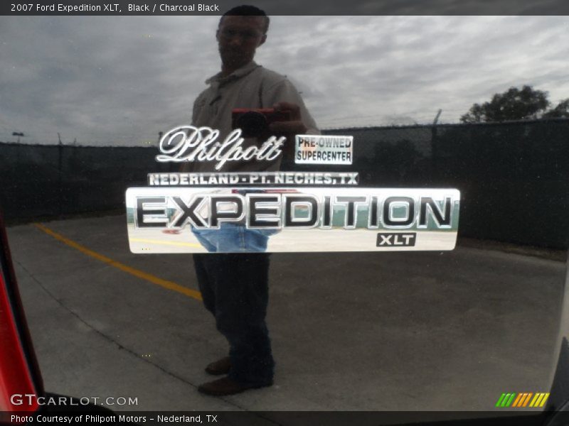 Black / Charcoal Black 2007 Ford Expedition XLT