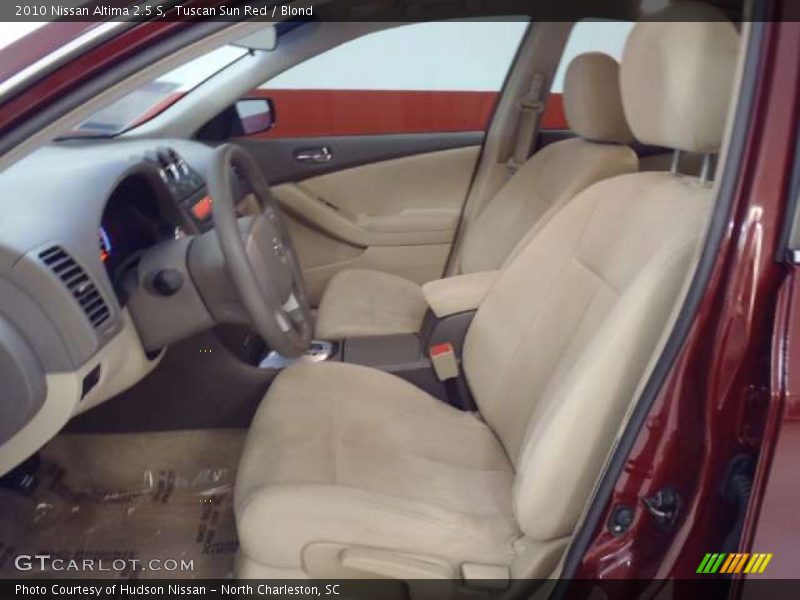 Tuscan Sun Red / Blond 2010 Nissan Altima 2.5 S
