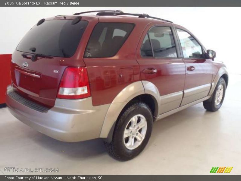 Radiant Red / Beige 2006 Kia Sorento EX