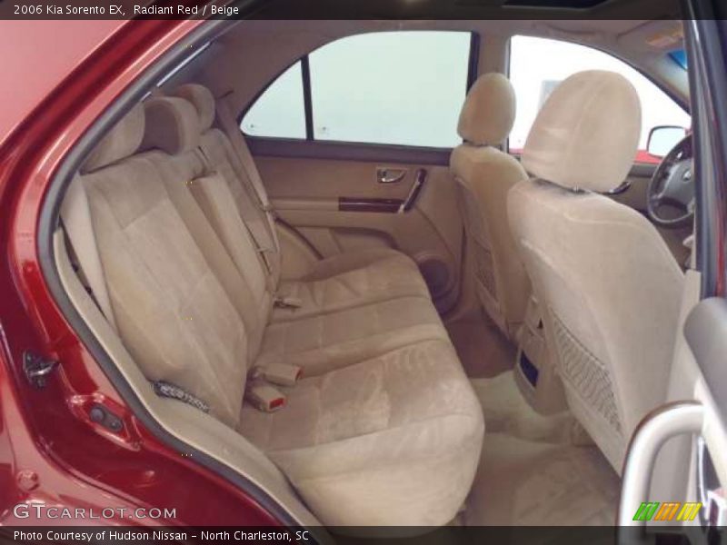 Radiant Red / Beige 2006 Kia Sorento EX