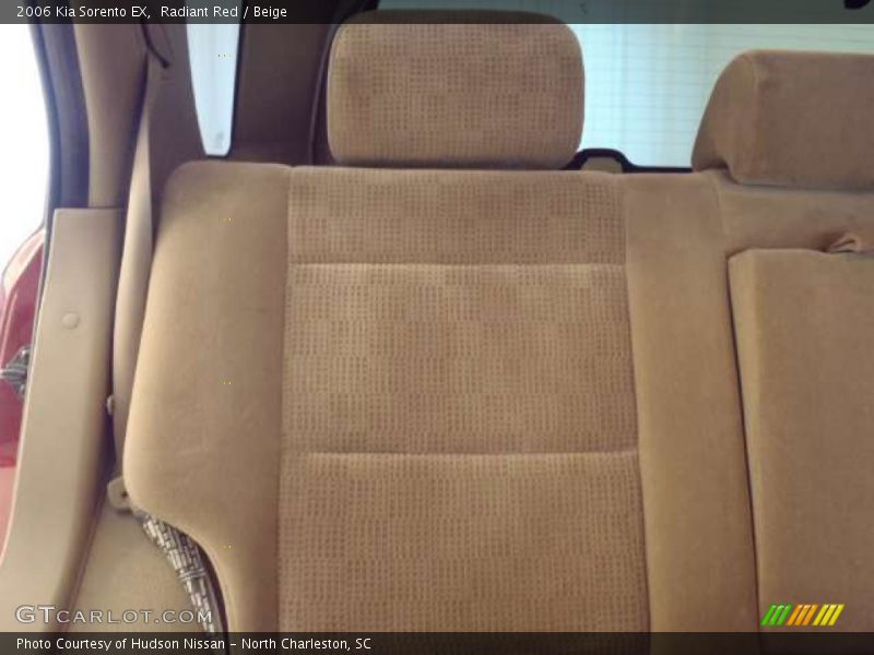 Radiant Red / Beige 2006 Kia Sorento EX