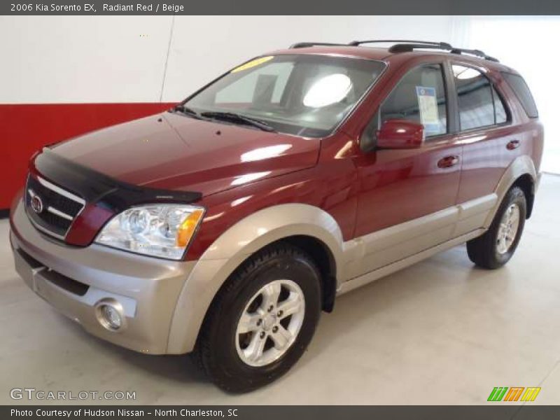 Radiant Red / Beige 2006 Kia Sorento EX