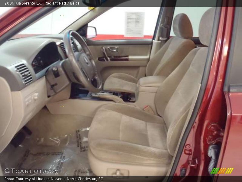Radiant Red / Beige 2006 Kia Sorento EX