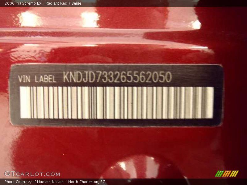 Radiant Red / Beige 2006 Kia Sorento EX