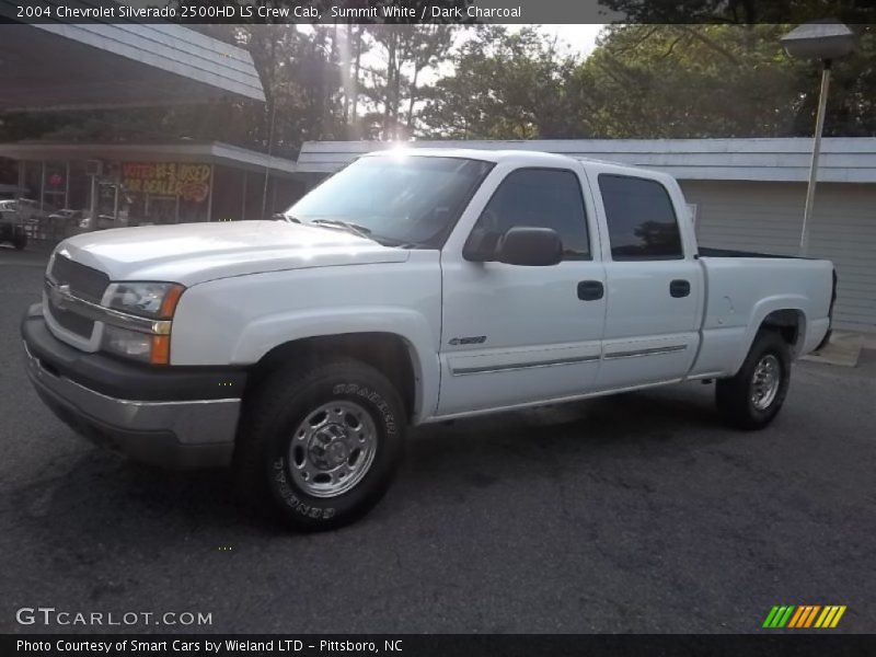 Summit White / Dark Charcoal 2004 Chevrolet Silverado 2500HD LS Crew Cab