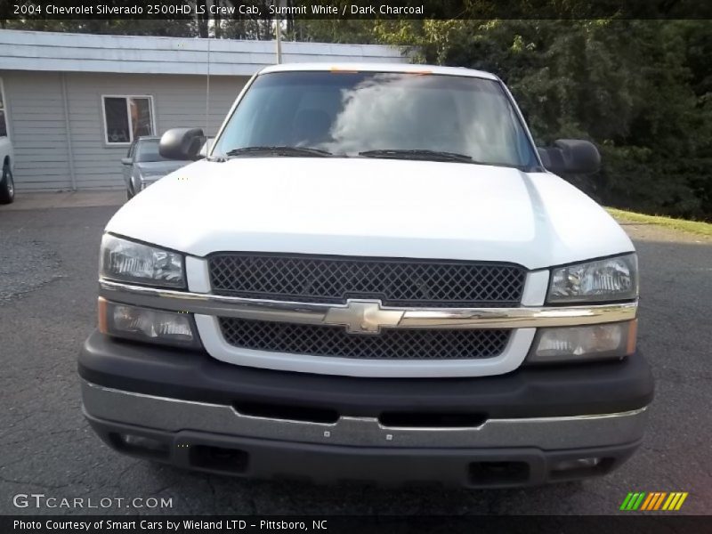 Summit White / Dark Charcoal 2004 Chevrolet Silverado 2500HD LS Crew Cab