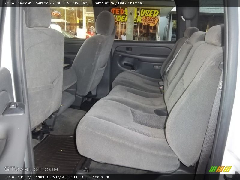 Summit White / Dark Charcoal 2004 Chevrolet Silverado 2500HD LS Crew Cab
