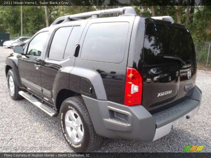 Super Black / Gray 2011 Nissan Xterra S