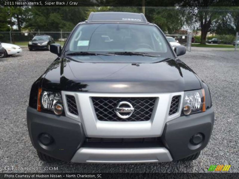 Super Black / Gray 2011 Nissan Xterra S