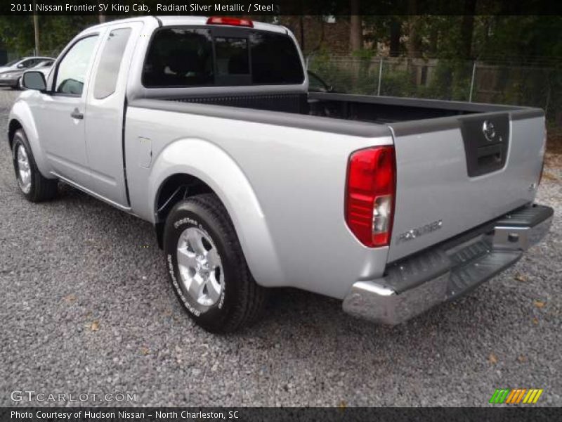 Radiant Silver Metallic / Steel 2011 Nissan Frontier SV King Cab