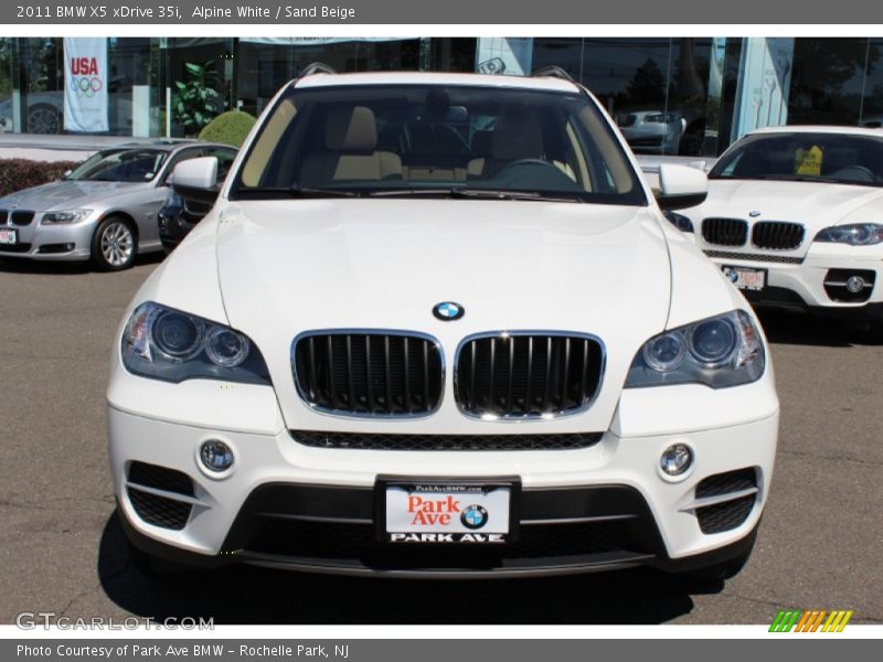 Alpine White / Sand Beige 2011 BMW X5 xDrive 35i