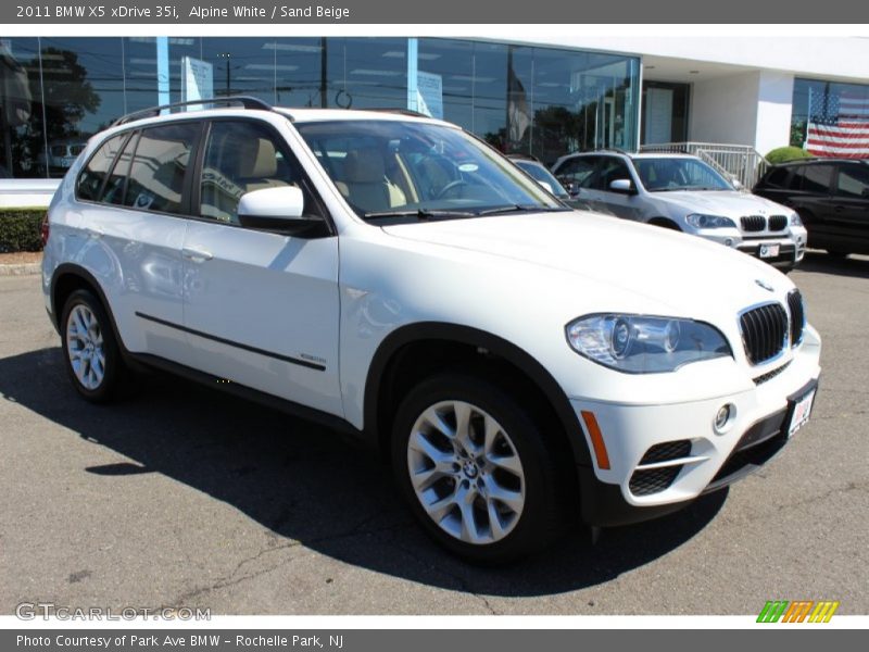 Alpine White / Sand Beige 2011 BMW X5 xDrive 35i