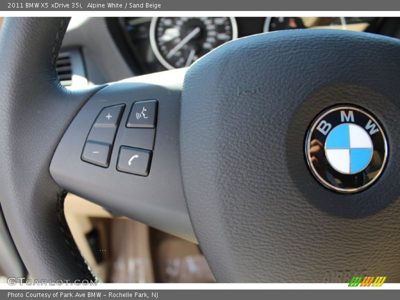 Alpine White / Sand Beige 2011 BMW X5 xDrive 35i