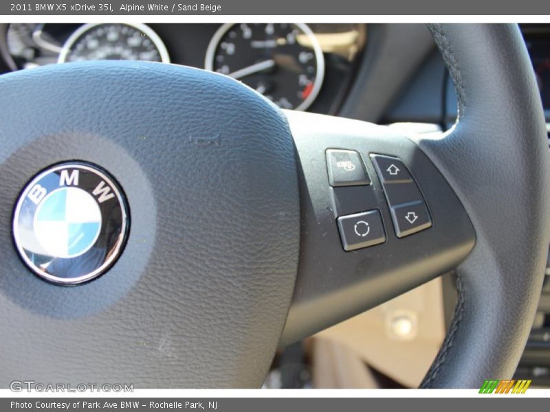 Alpine White / Sand Beige 2011 BMW X5 xDrive 35i