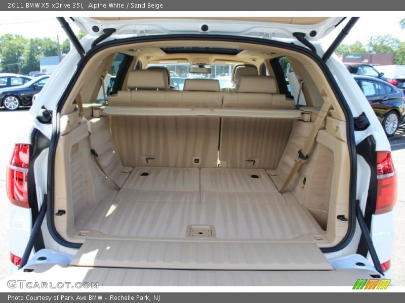 Alpine White / Sand Beige 2011 BMW X5 xDrive 35i