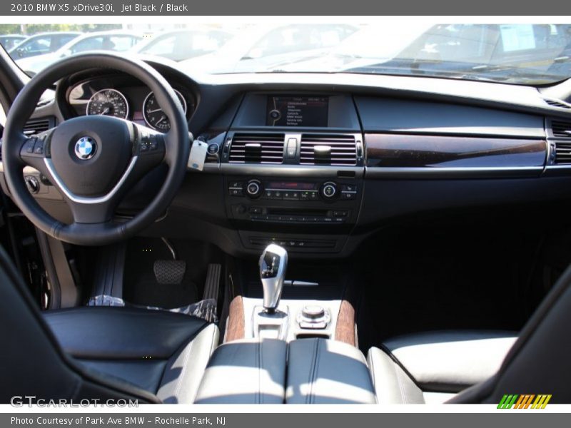 Jet Black / Black 2010 BMW X5 xDrive30i