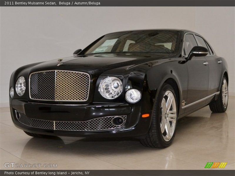 Front 3/4 View of 2011 Mulsanne Sedan