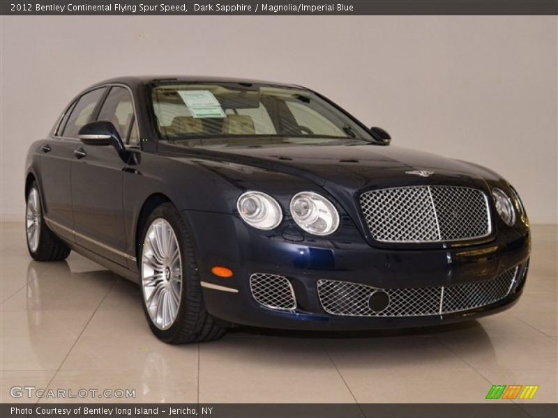 Front 3/4 View of 2012 Continental Flying Spur Speed